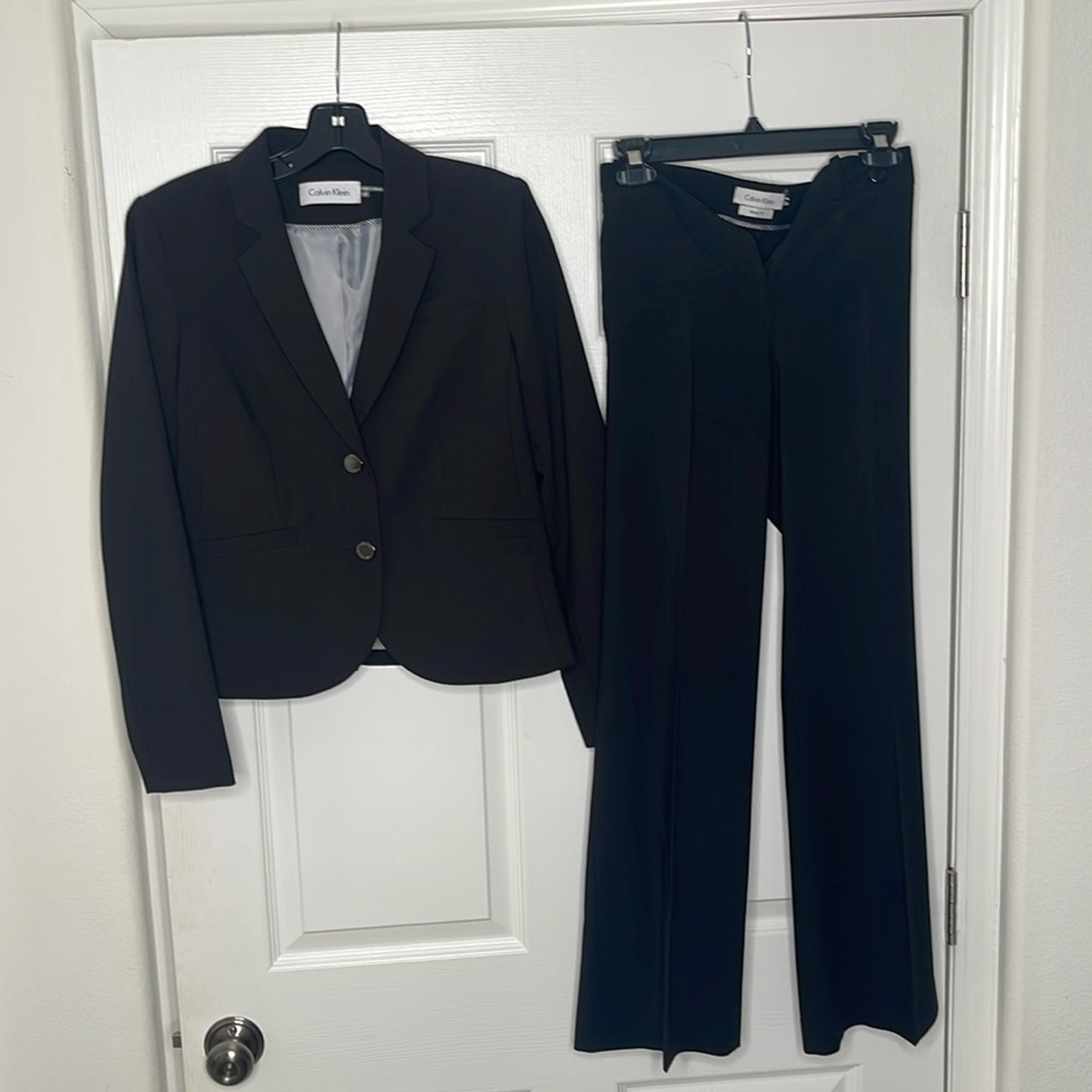 Calvin Klein Classic Fit Dress Pants and Blazer 10P
